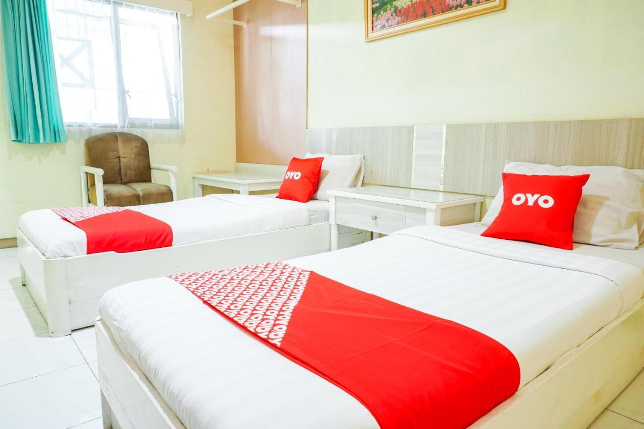Oyo 2085 Chrysanta Hotel Bandung Exterior foto